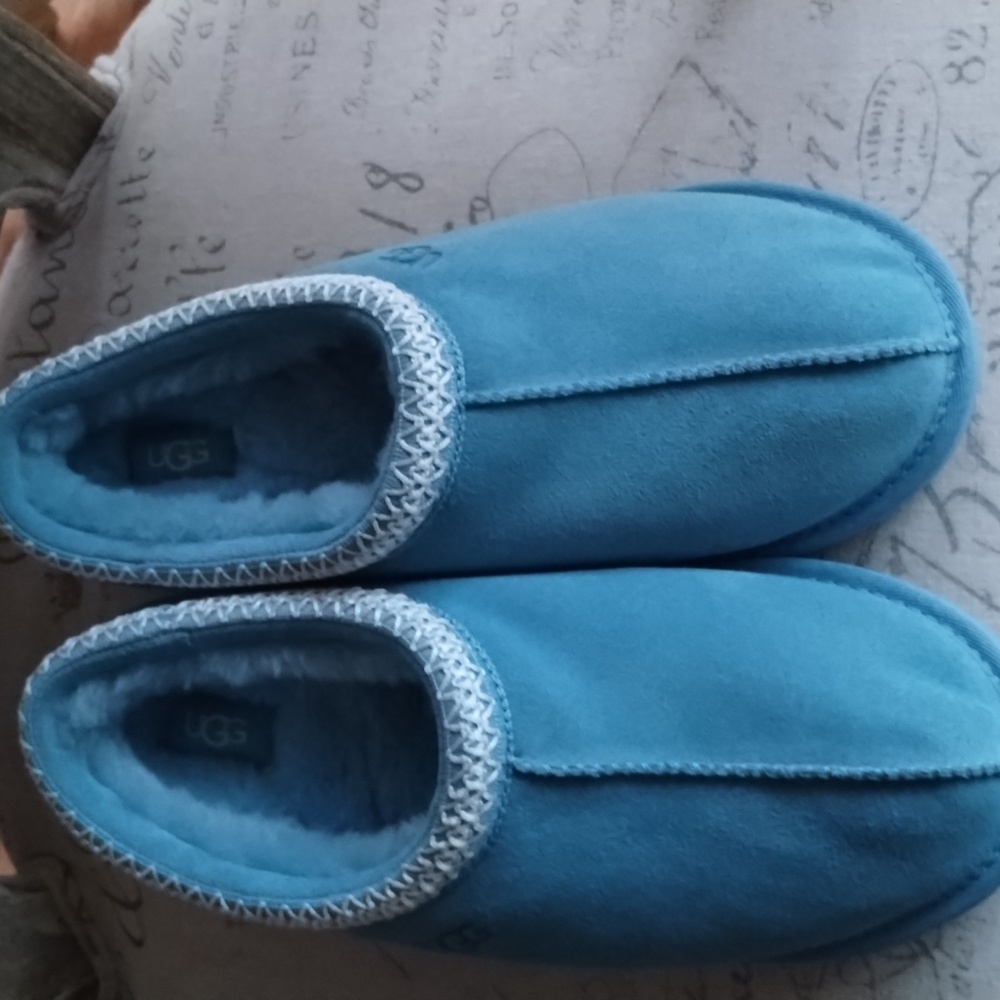 UGG Tasman Slipper